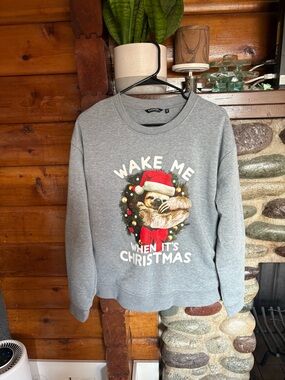 Grey Christmas Sloth Graphic Sweatshirt - Wake Me When It's Christmas